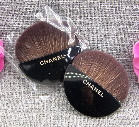 chanel kabuki